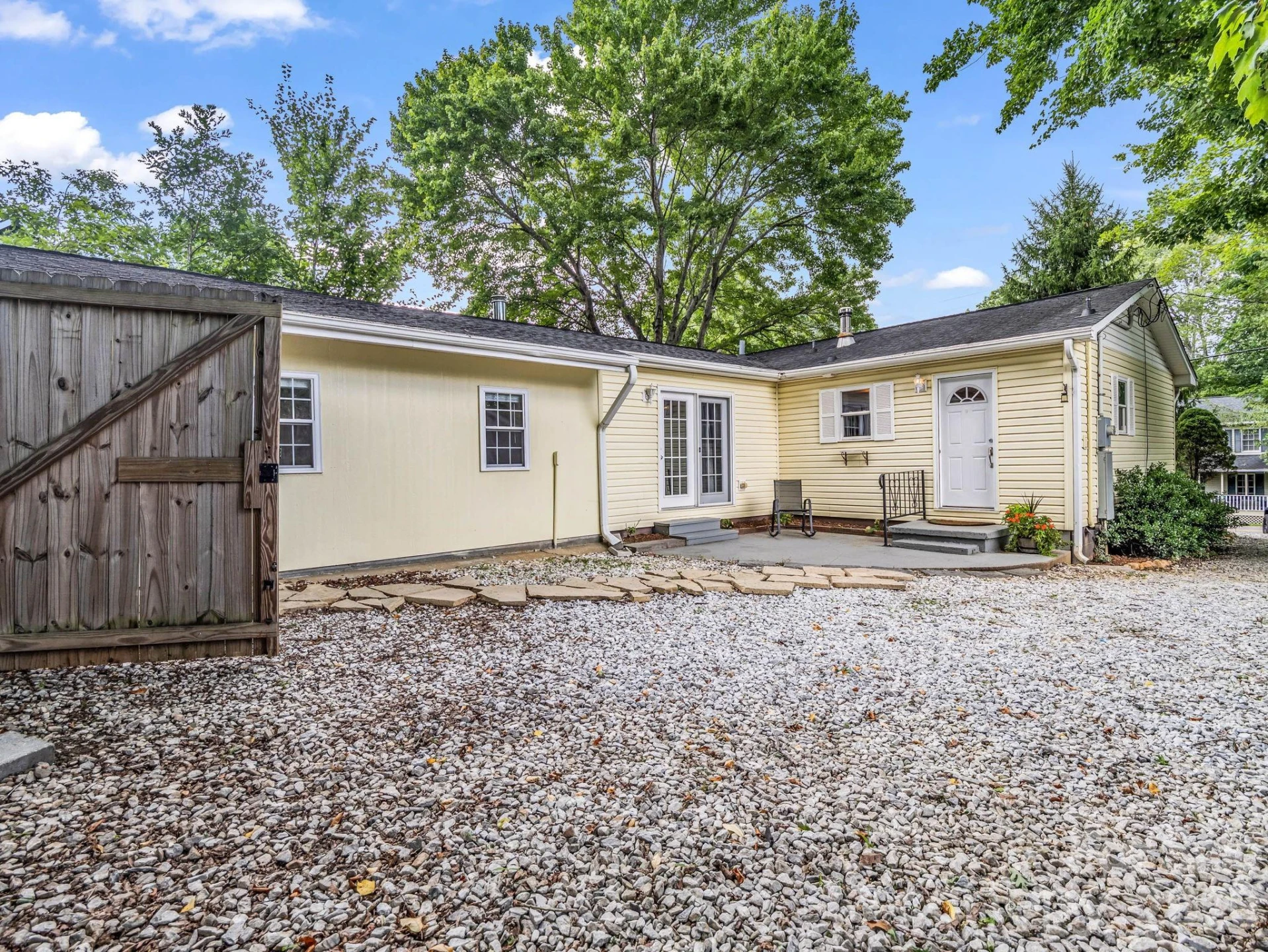 407 Hiawassee Avenue - Photo 24
