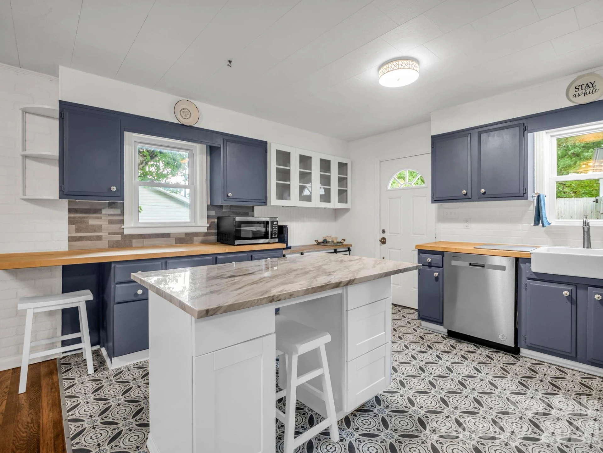 407 Hiawassee Avenue - Photo 9