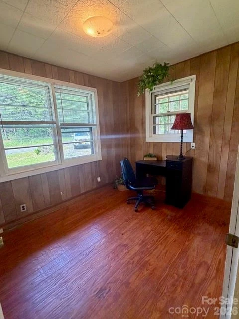 584 Groves Road - Photo 8