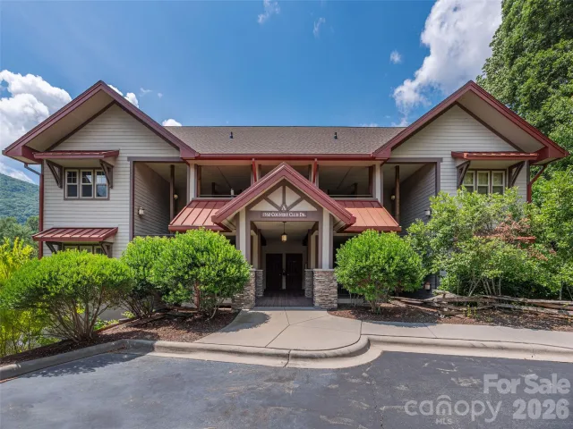 1560 Country Club Drive, Maggie Valley, NC, 28751
