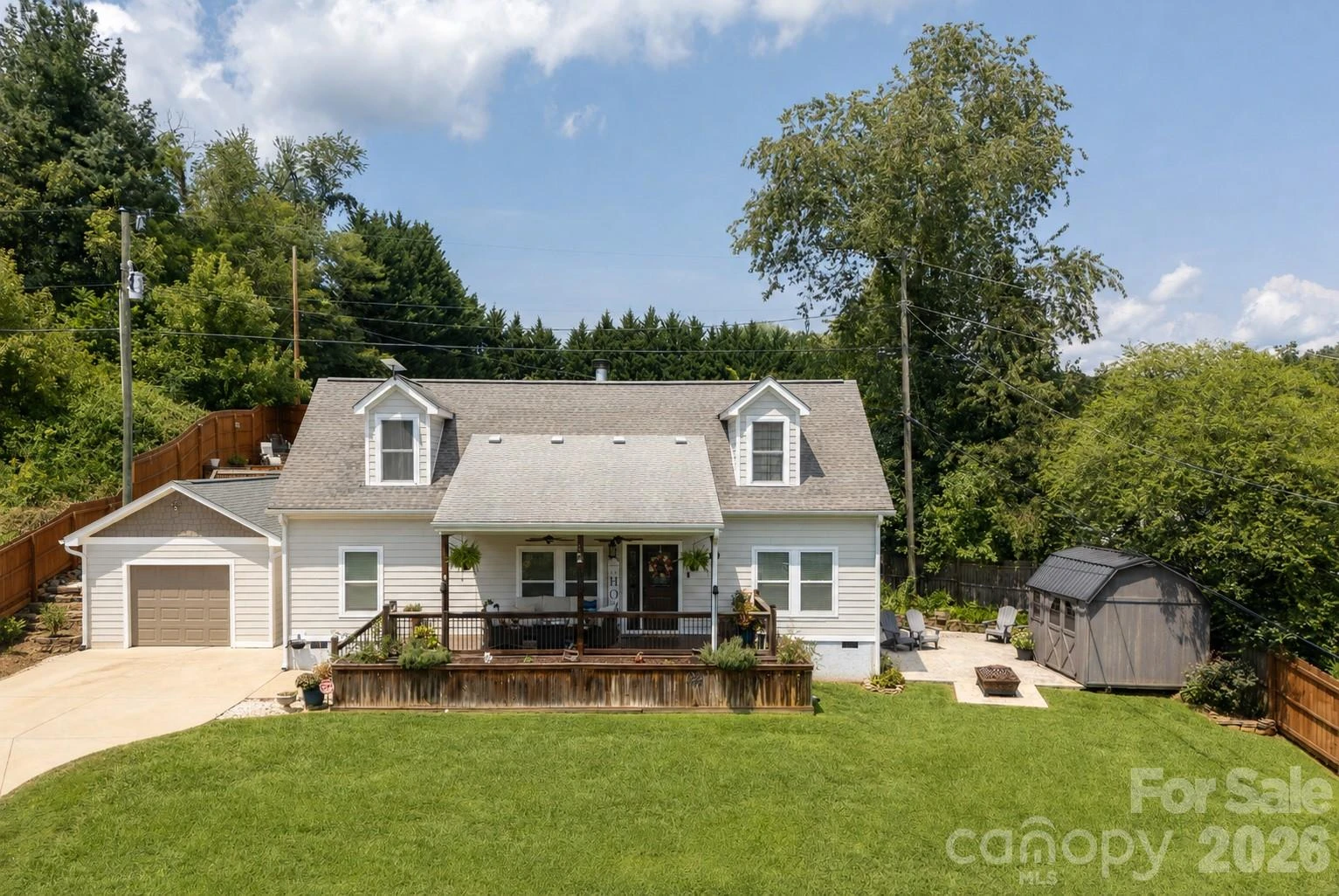 8 Blaines Way