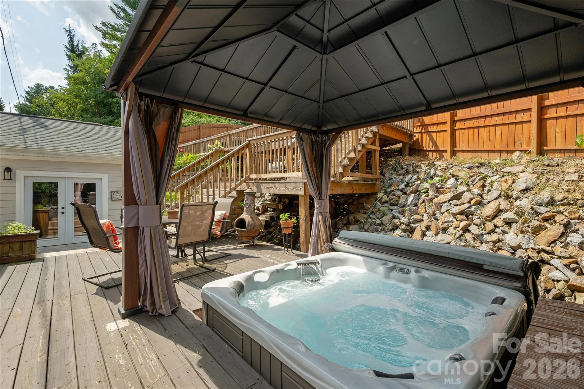 8 Blaines Way - Photo 24