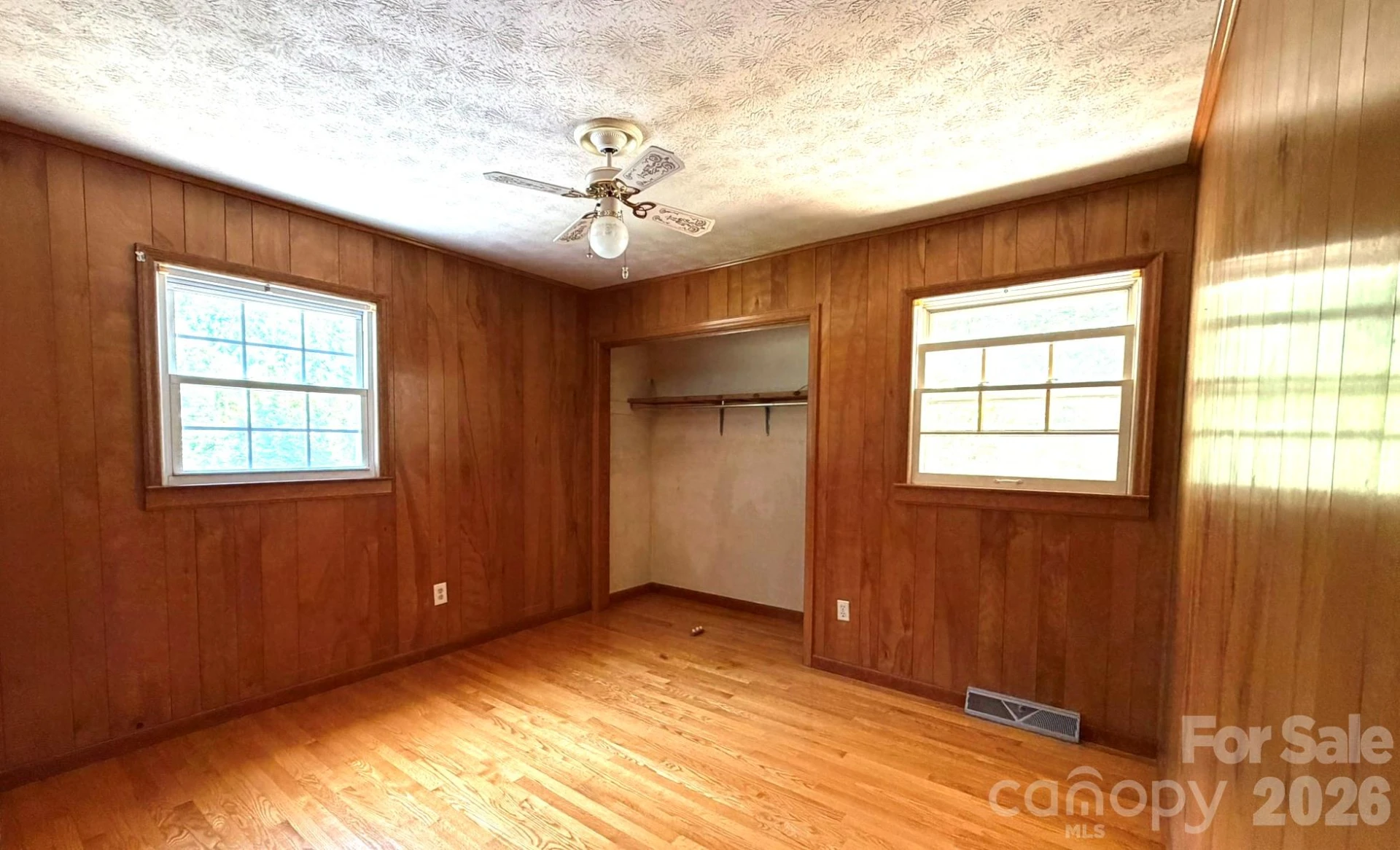 142 Avondale Road - Photo 11