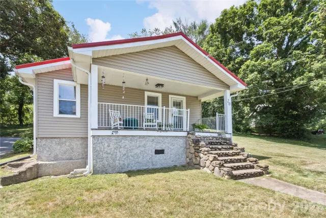 20 Cottage Street, Woodfin, NC, 28804