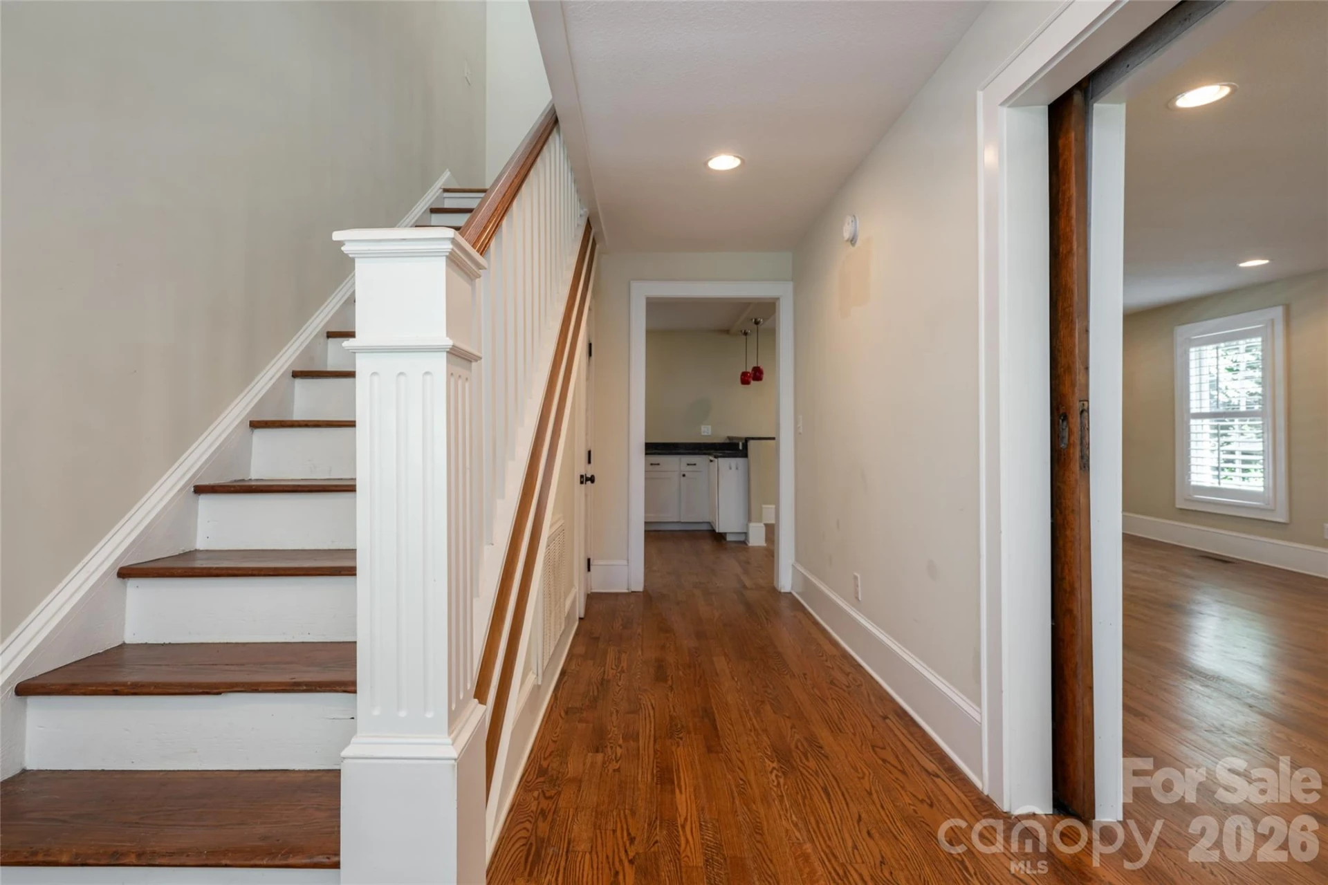 240 S Beaumont Street - Photo 24