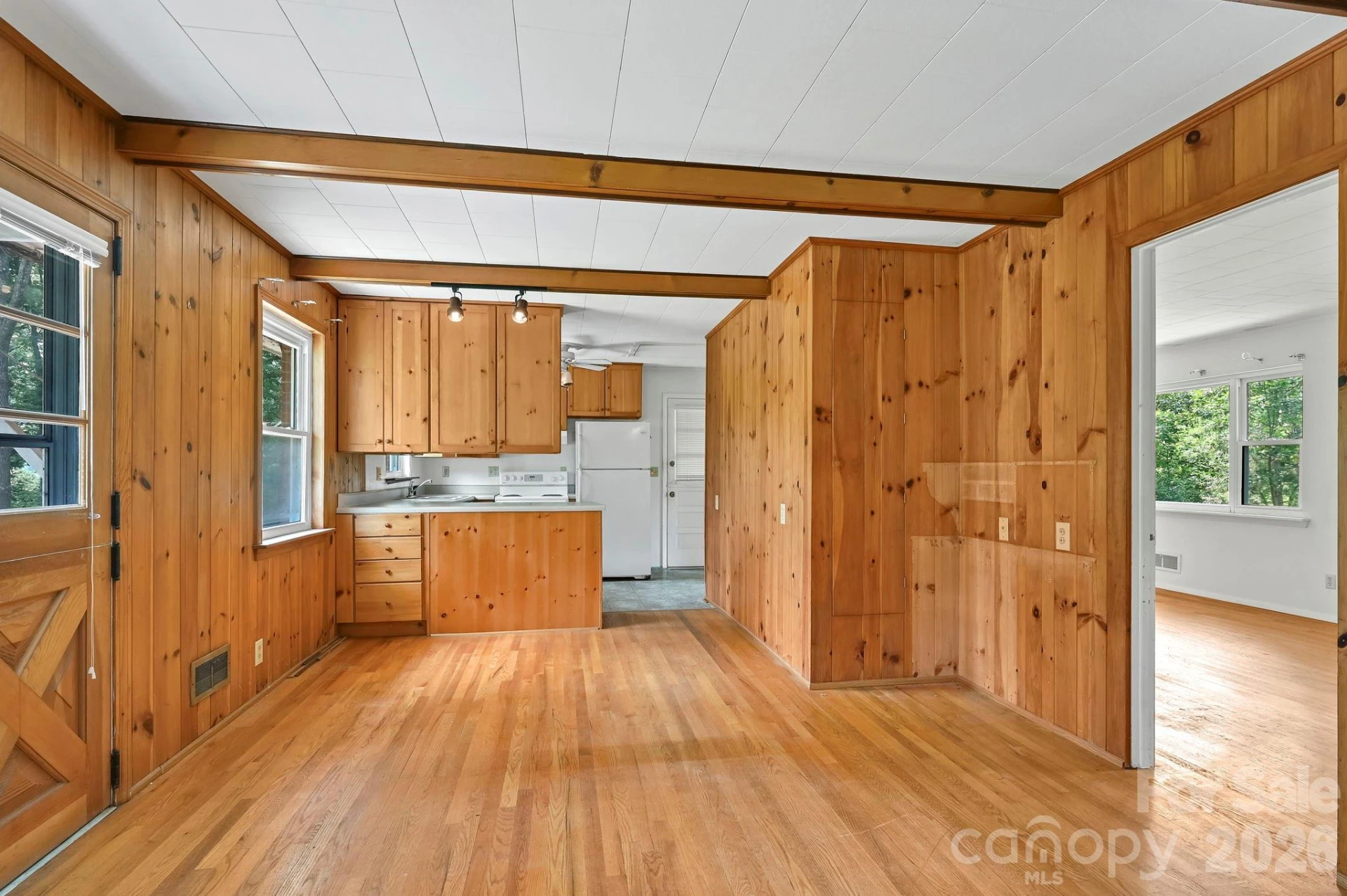 720 Mergans Lane - Photo 3