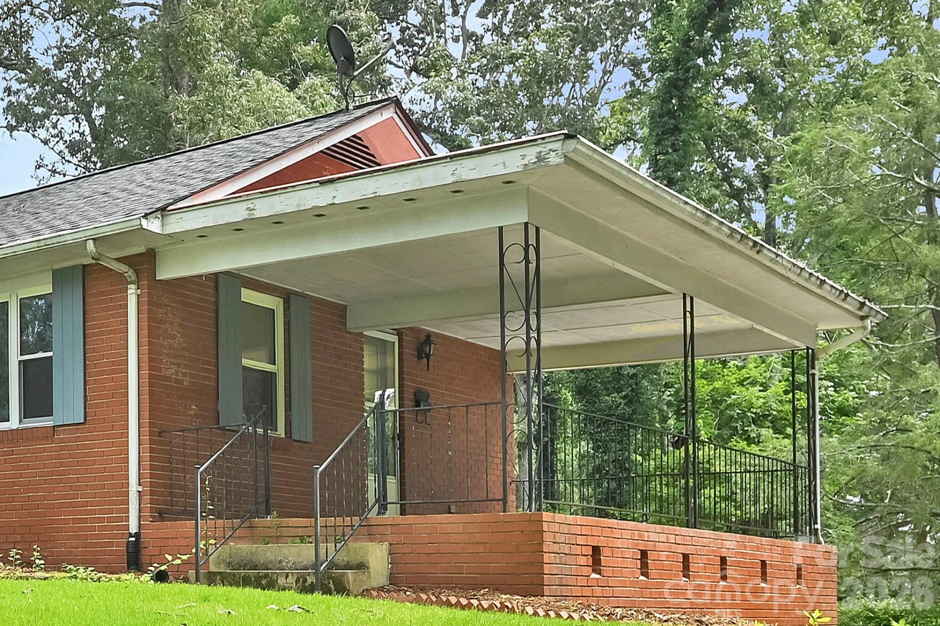 720 Mergans Lane - Photo 8