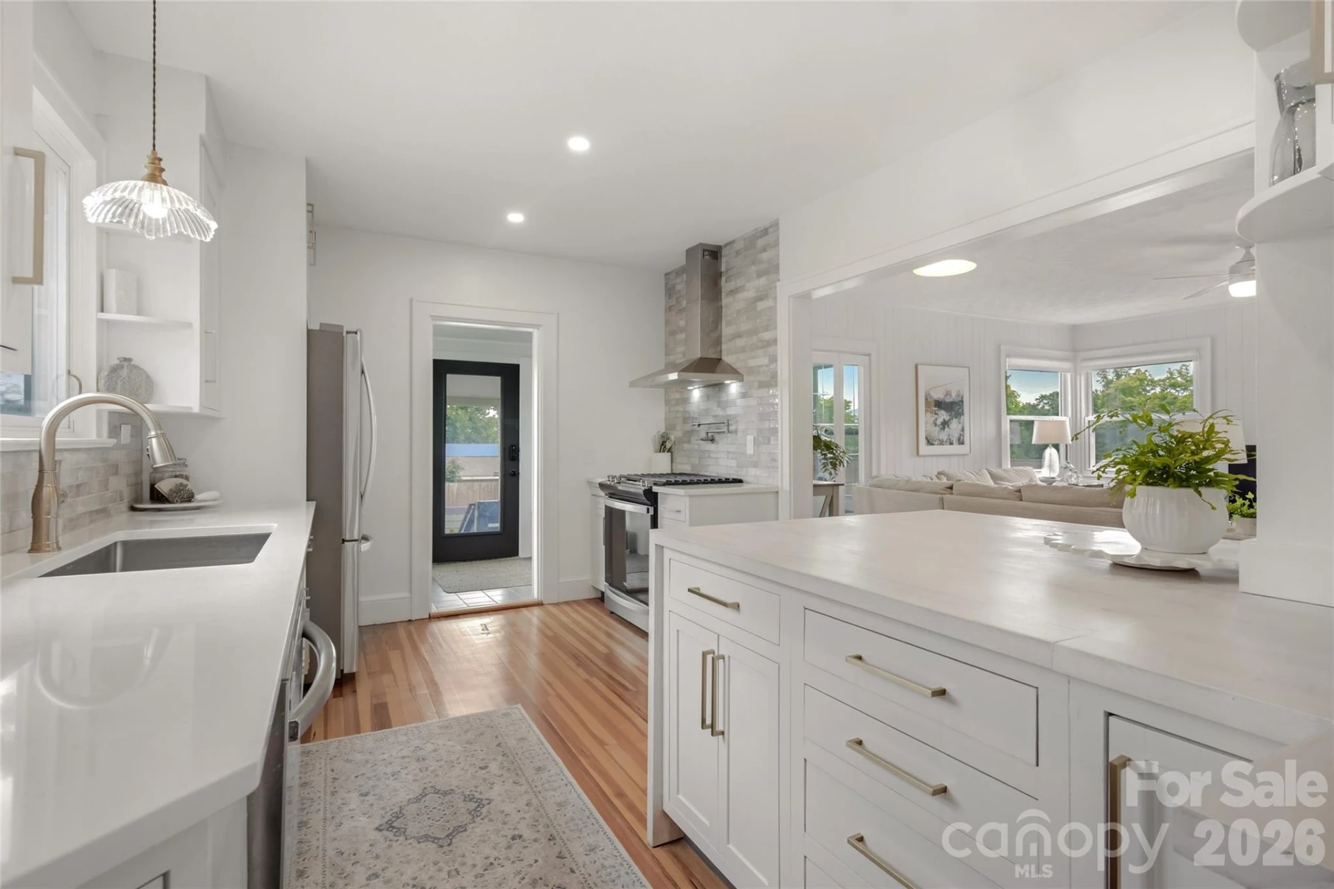 10 Springdale Road - Photo 3