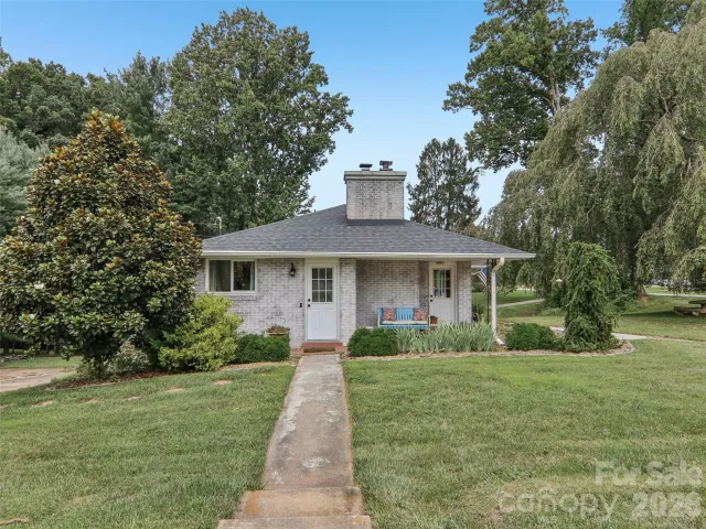 851 Sand Hill Road, Asheville, NC, 28806