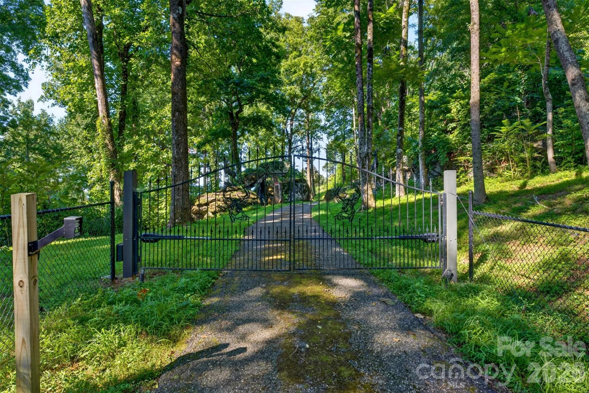370 Mountain Side Drive - Photo 20