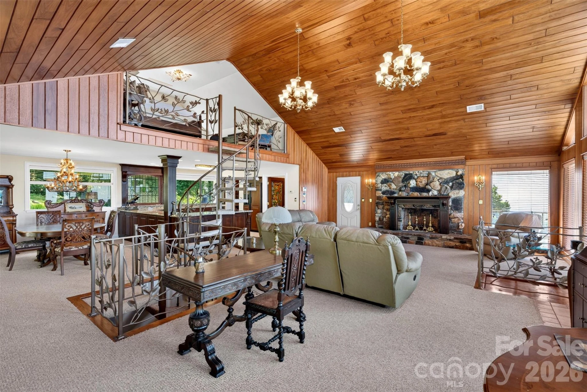 370 Mountain Side Drive - Photo 33