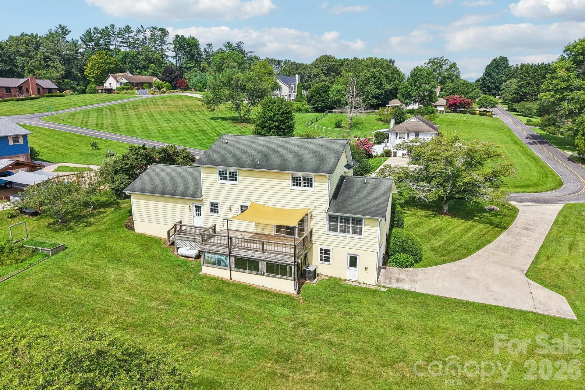 20 Amber Drive - Photo 43
