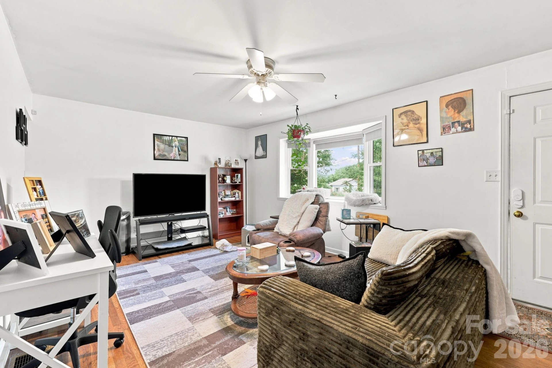 376 School Road E - Photo 12