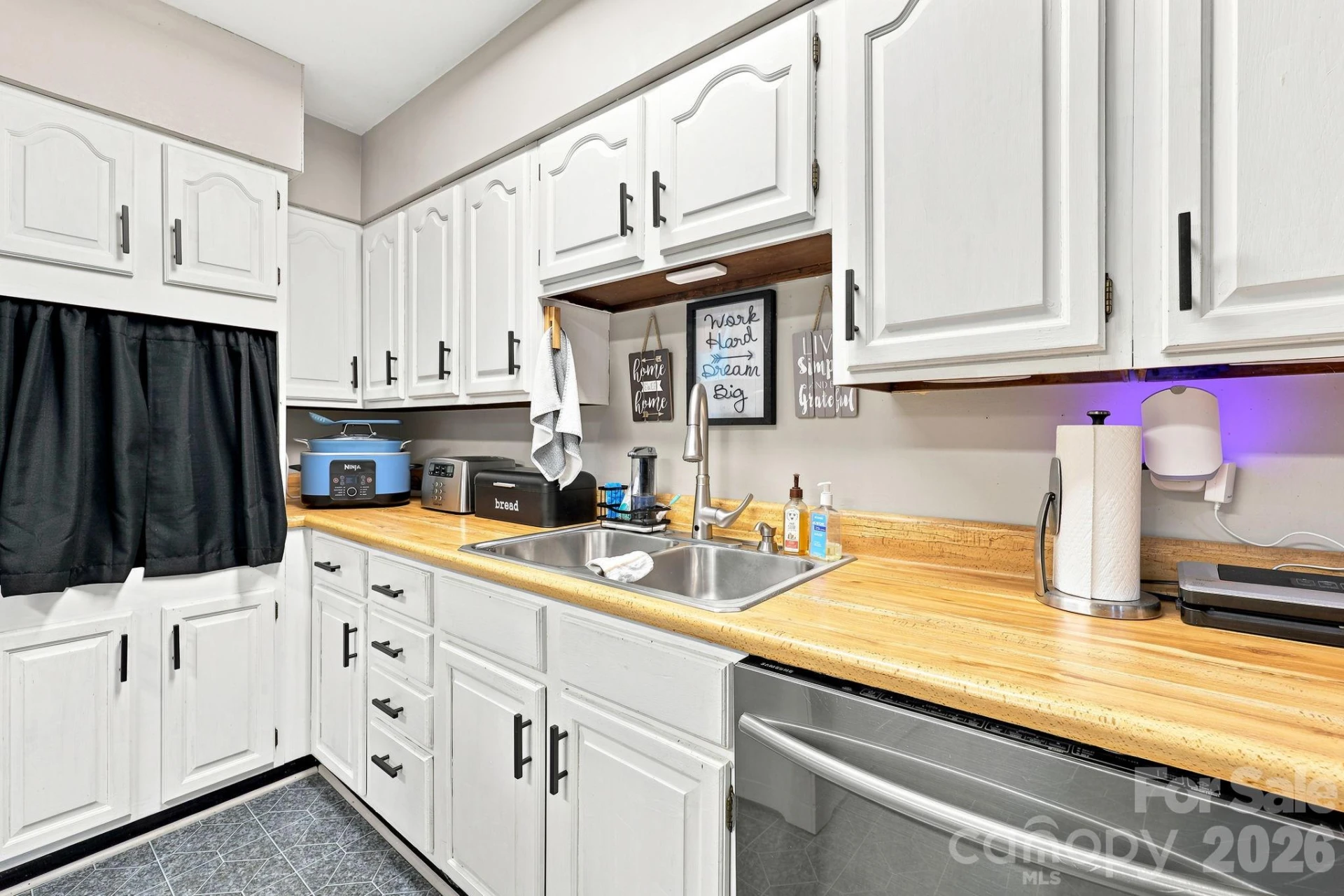 376 School Road E - Photo 24