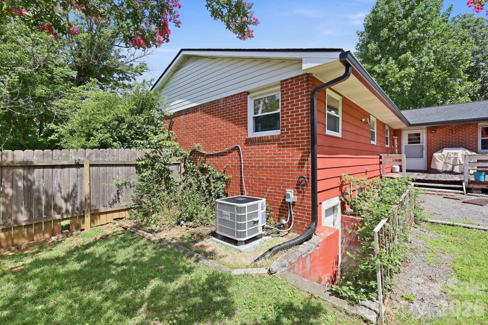 376 School Road E - Photo 45