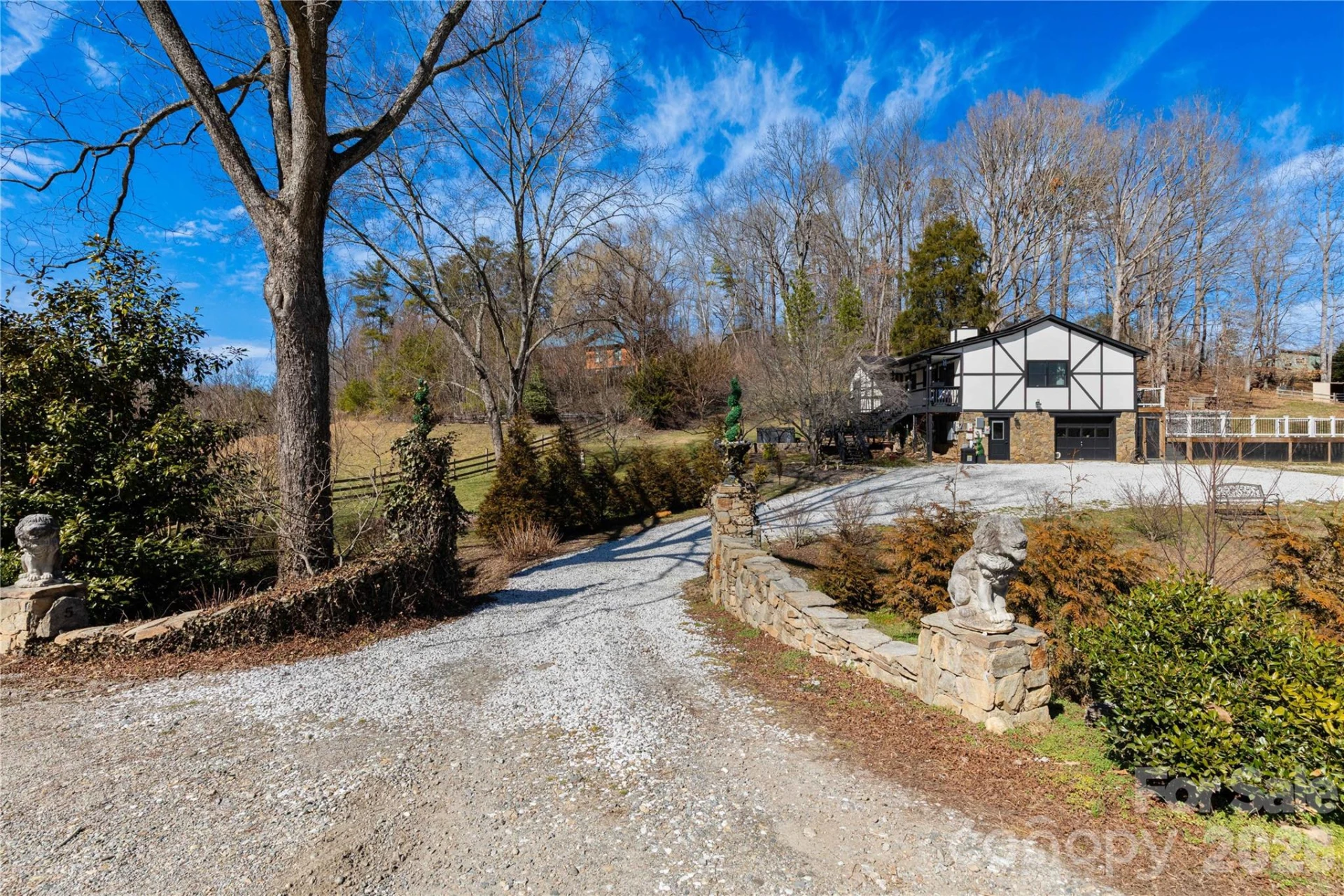 5 Northlake Drive - Photo 4