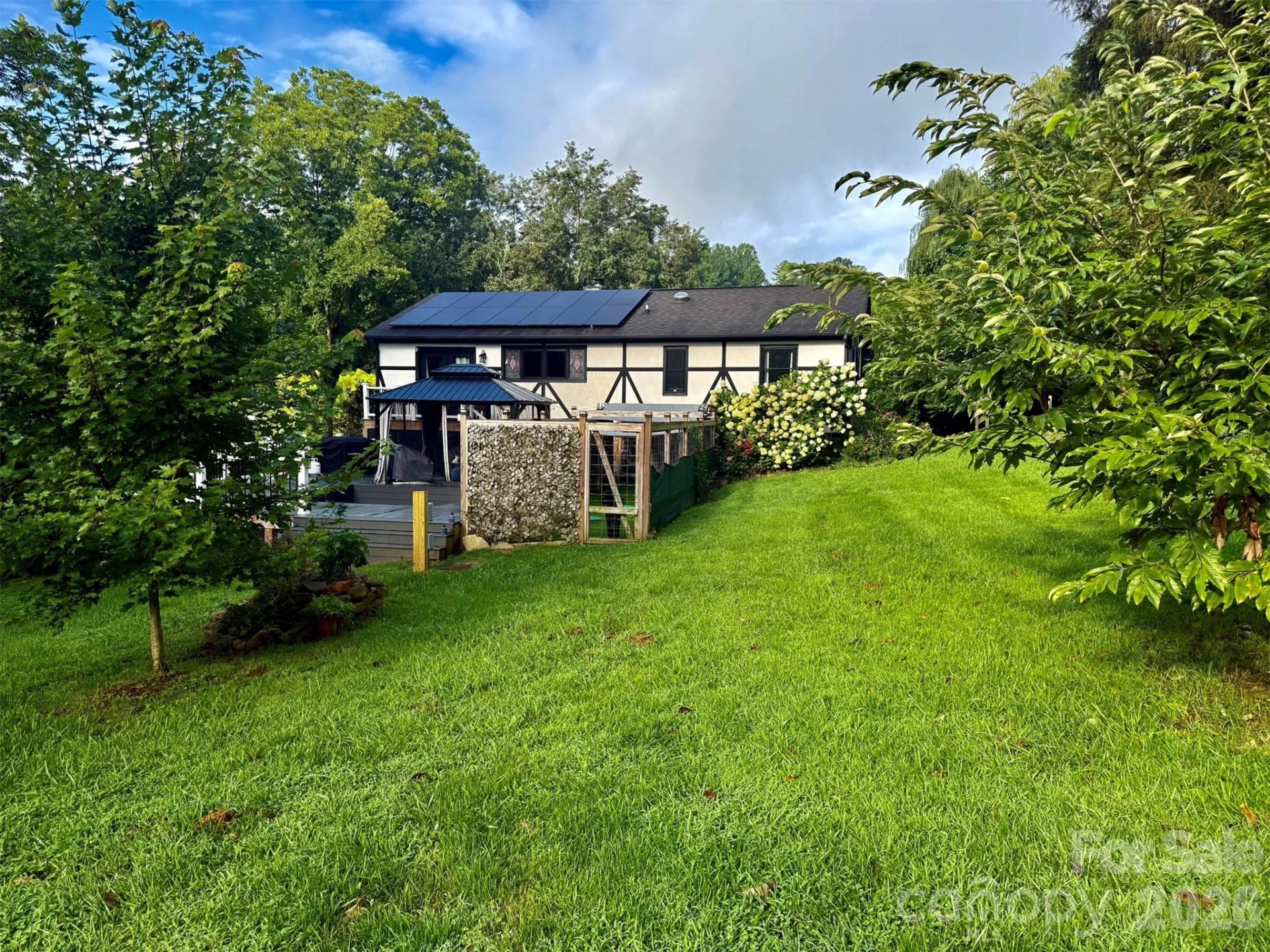 5 Northlake Drive - Photo 4