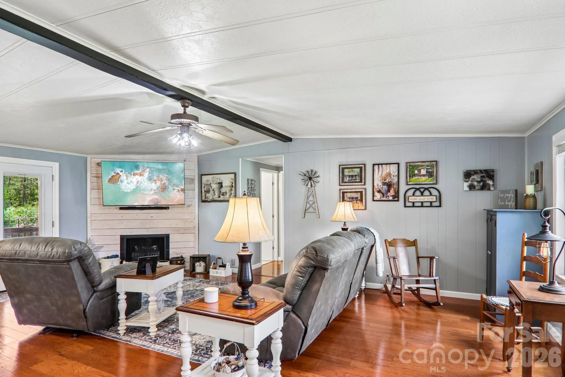 305 Meadowbrook Court - Photo 12