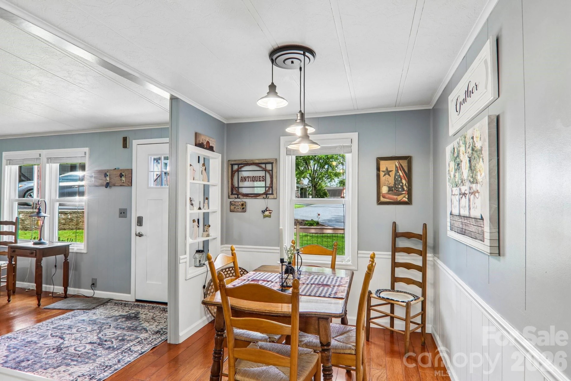 305 Meadowbrook Court - Photo 15