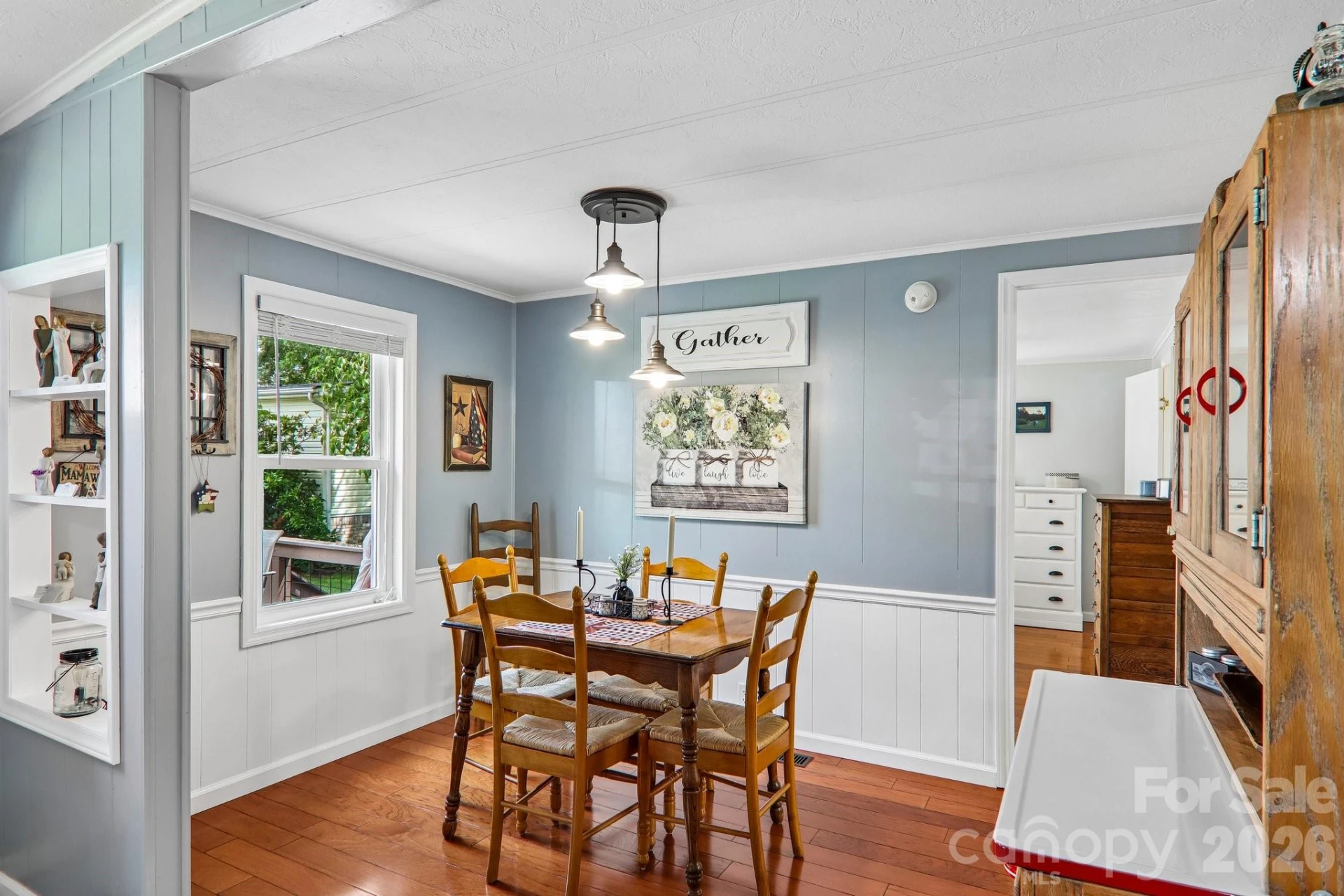 305 Meadowbrook Court - Photo 18
