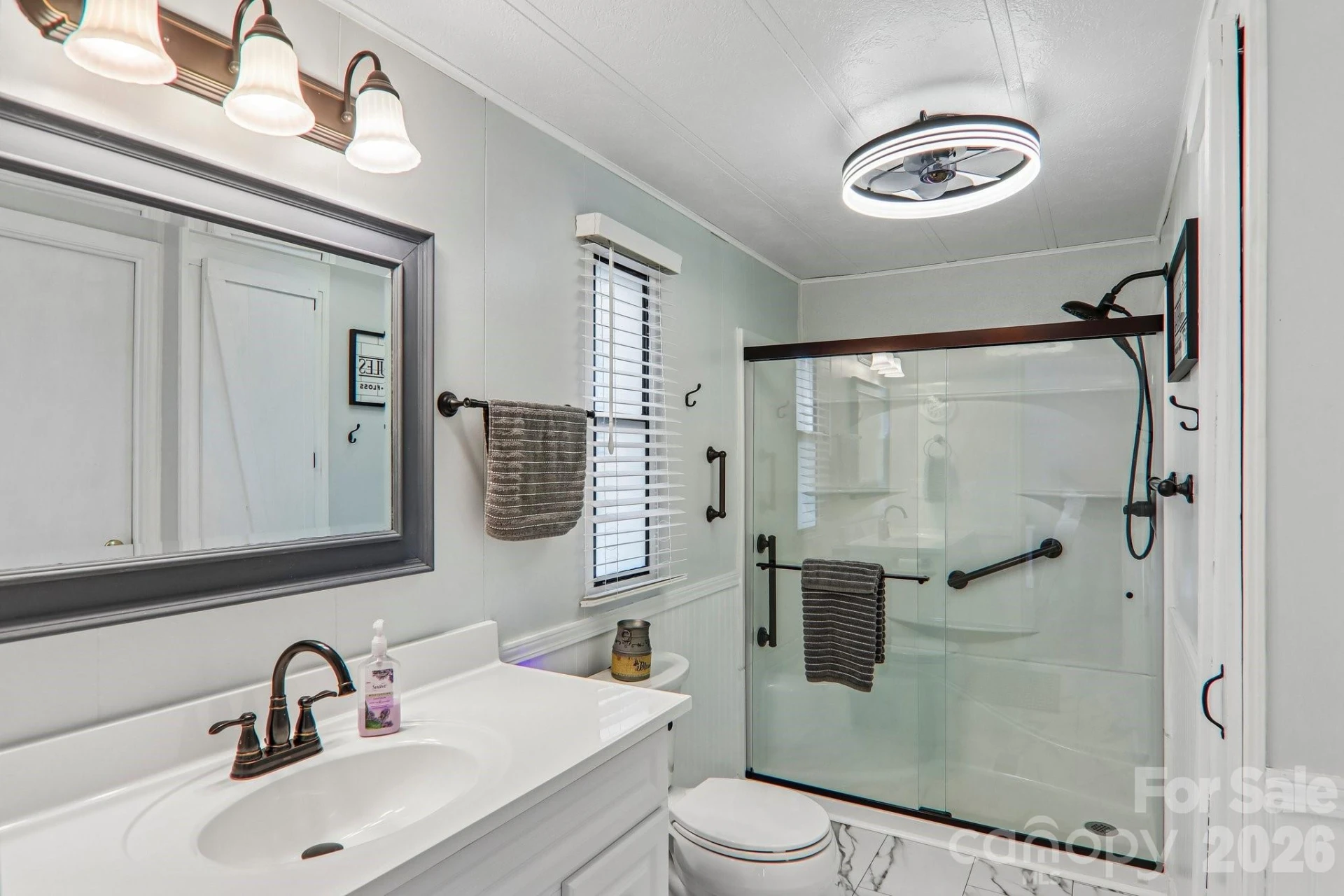 305 Meadowbrook Court - Photo 30