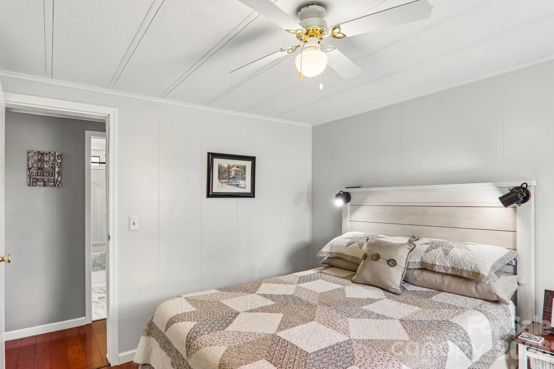 305 Meadowbrook Court - Photo 31