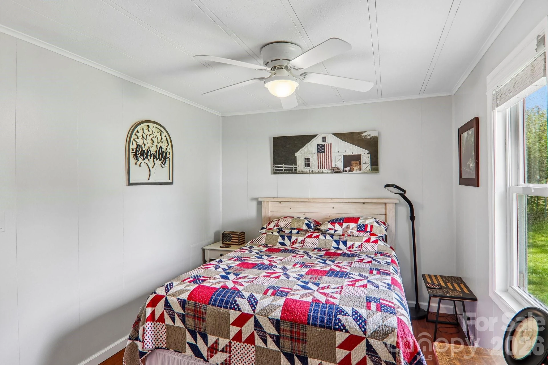305 Meadowbrook Court - Photo 33