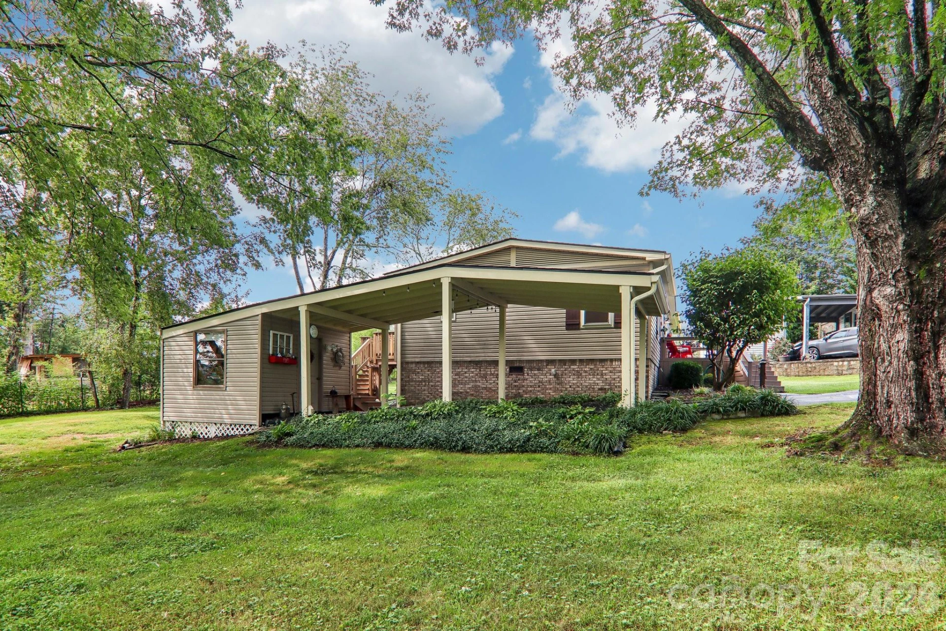 305 Meadowbrook Court - Photo 42