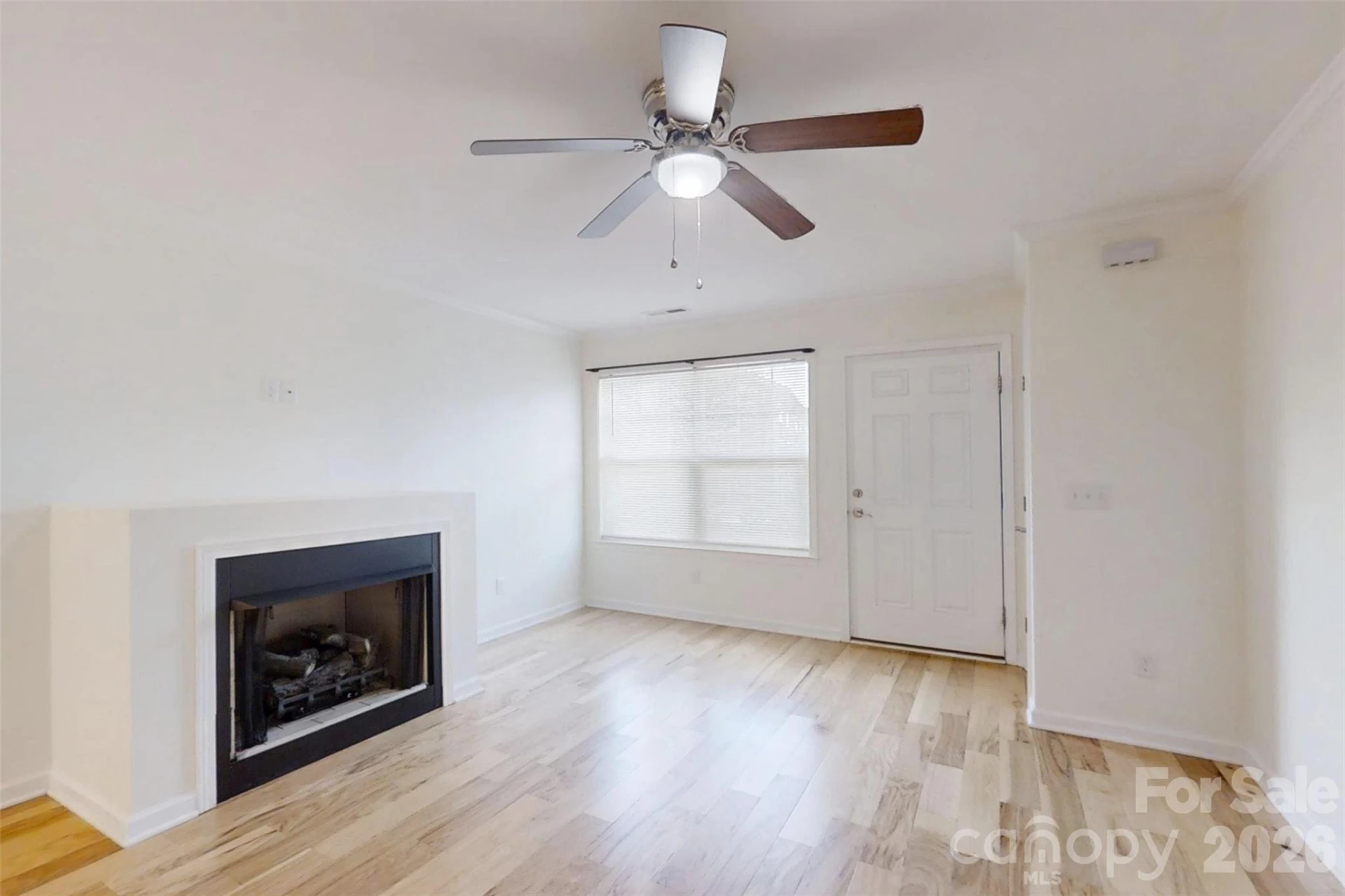 1017 Baldwin Commons Drive - Photo 2