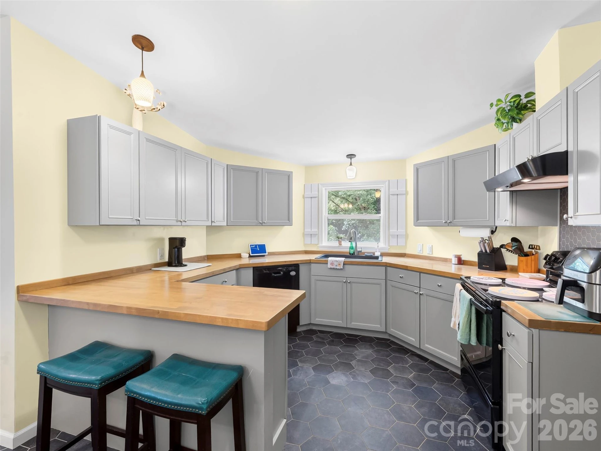 32 Reeves Road - Photo 16