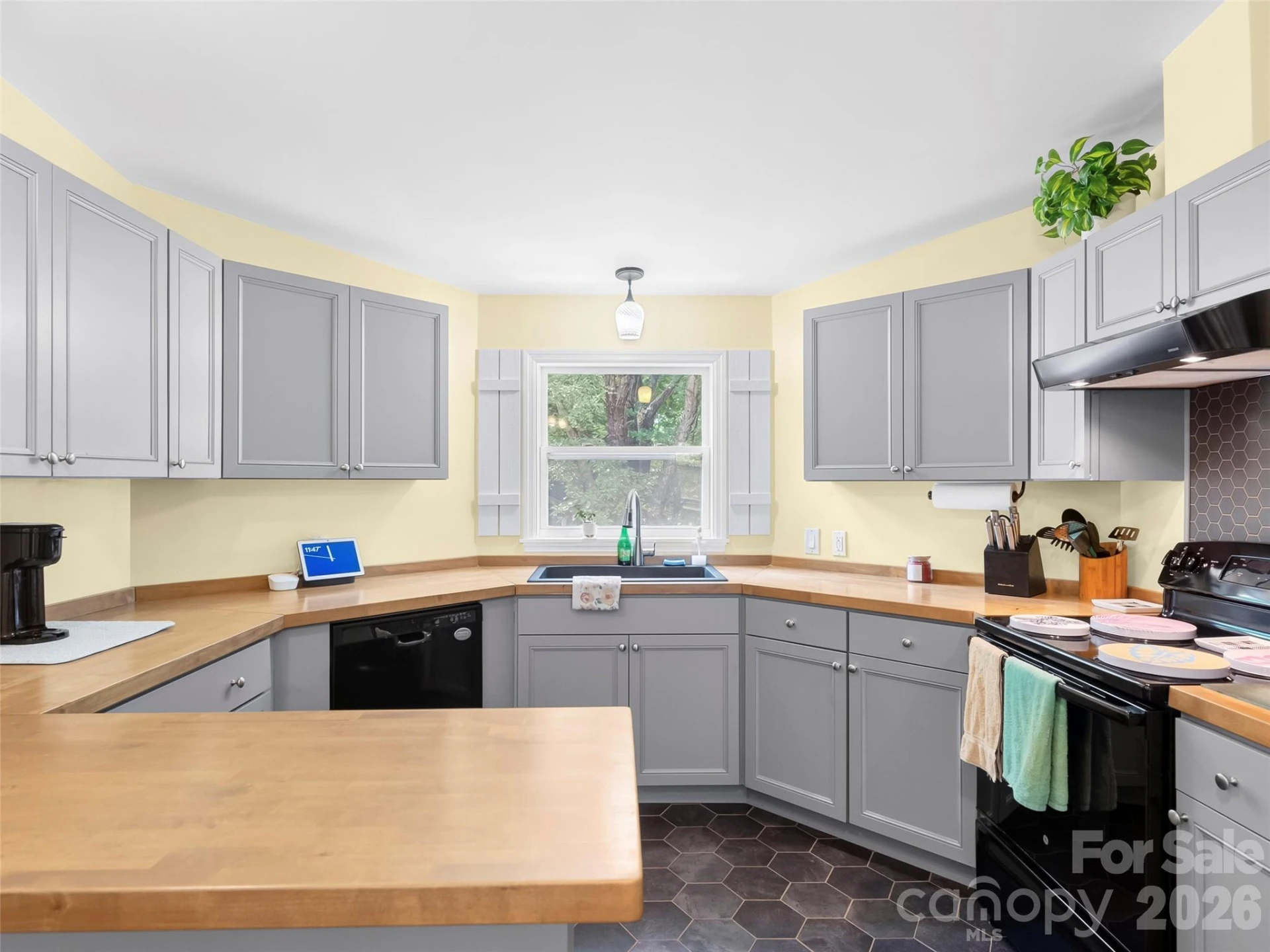 32 Reeves Road - Photo 17