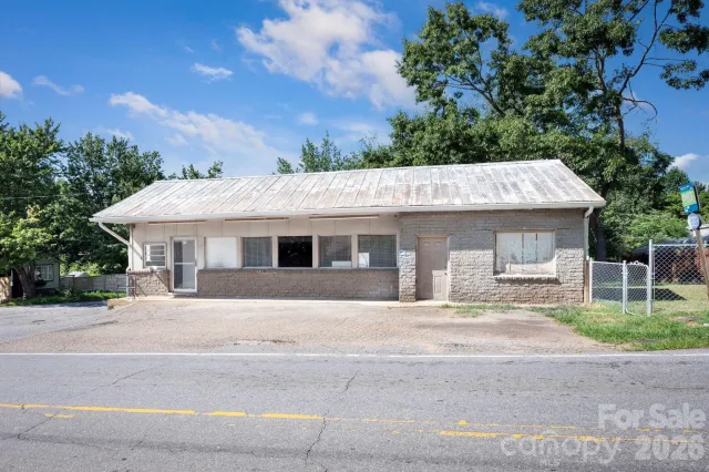 475 Deaverview Road, Asheville, NC, 28806