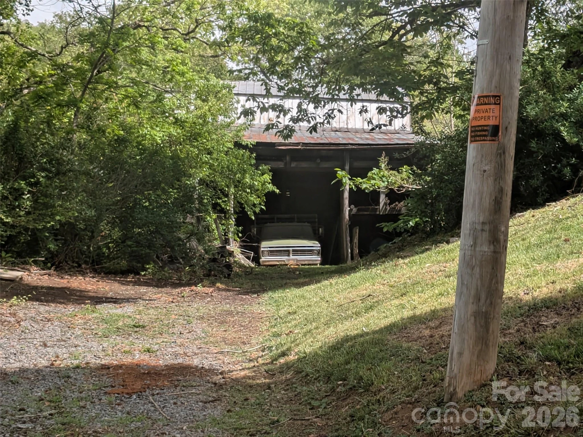 1920 Thickety Road - Photo 17