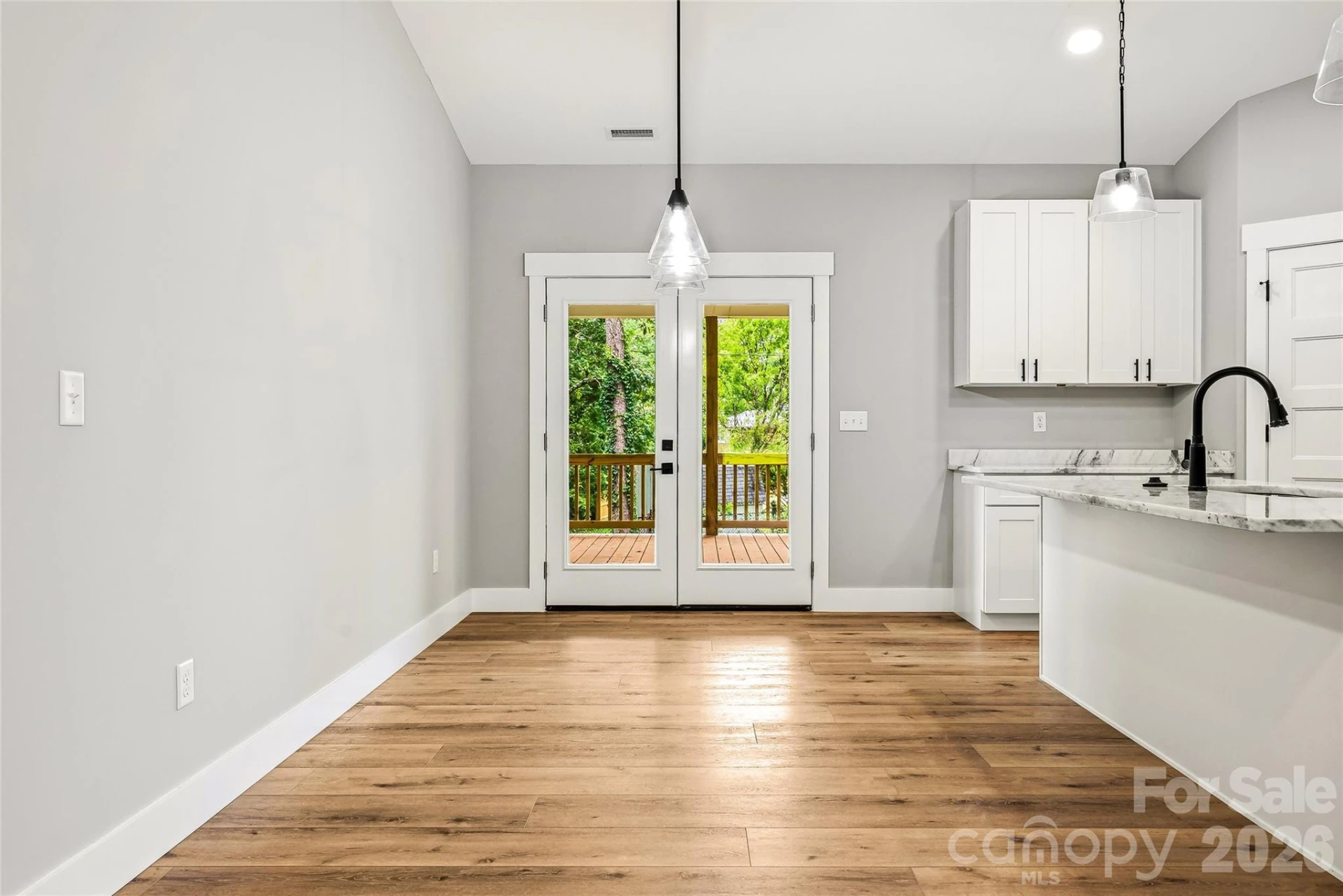 334 Woodland Drive - Photo 11