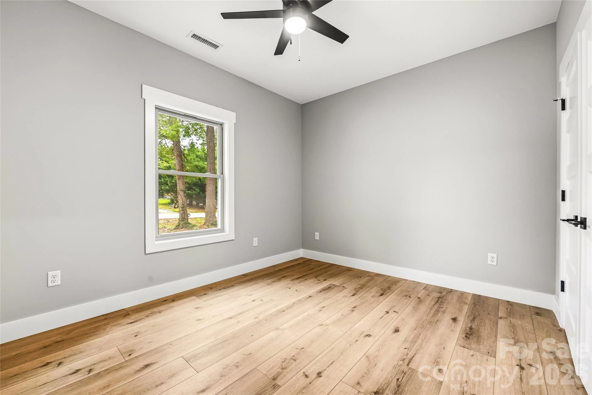 334 Woodland Drive - Photo 17