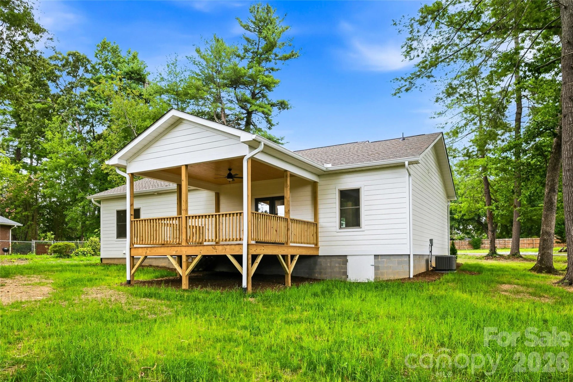 334 Woodland Drive - Photo 5