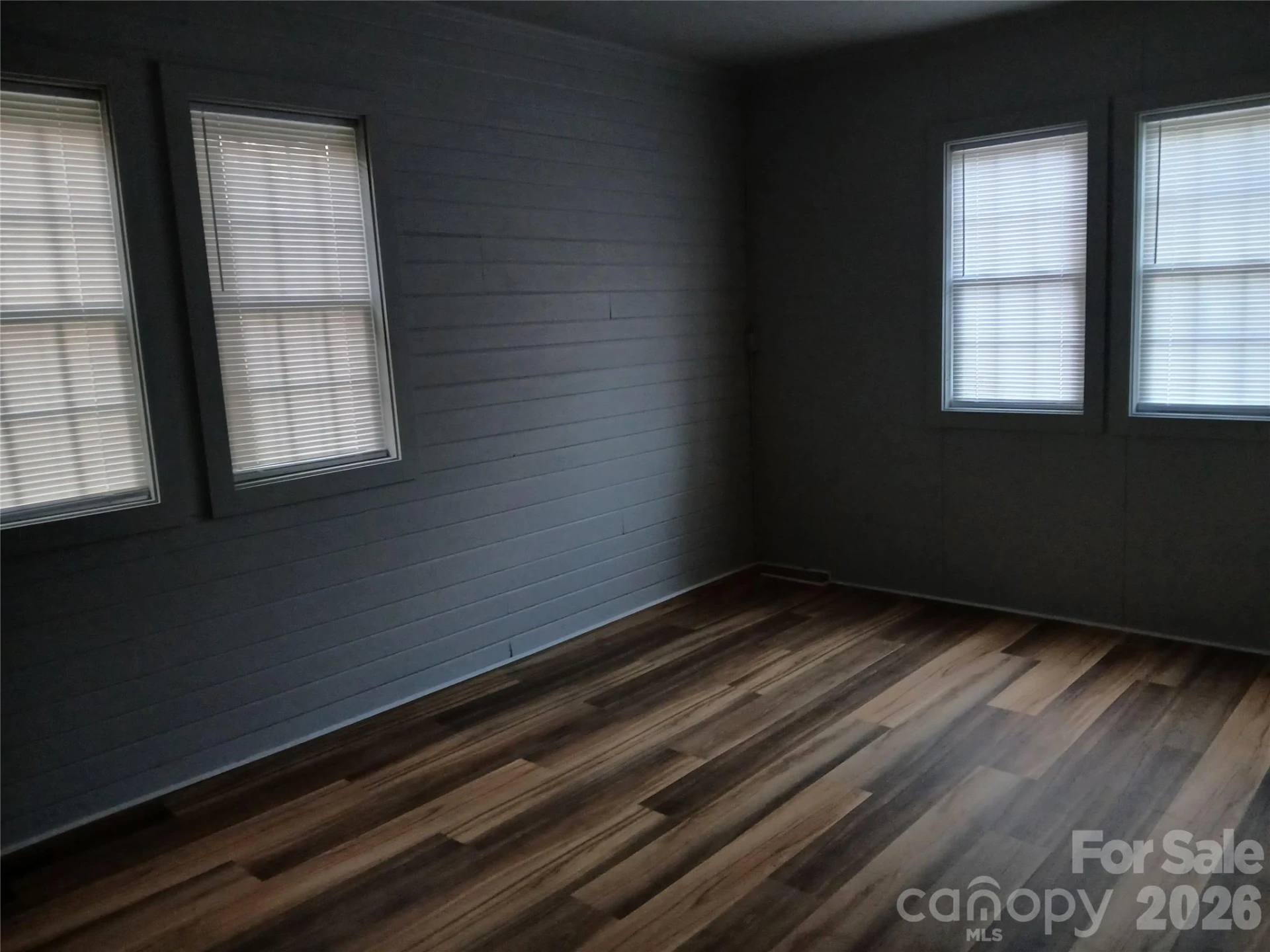 282 W Mountain Street - Photo 8