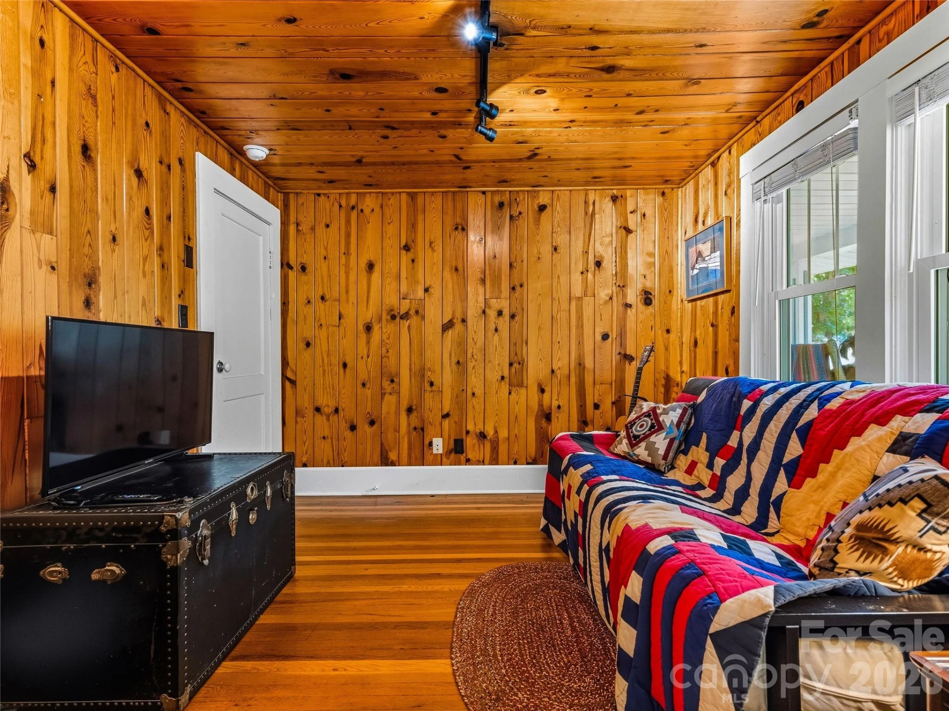 152 E Marshall Street - Photo 15