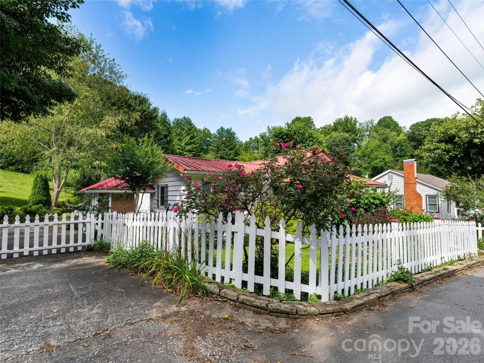 152 E Marshall Street - Photo 30