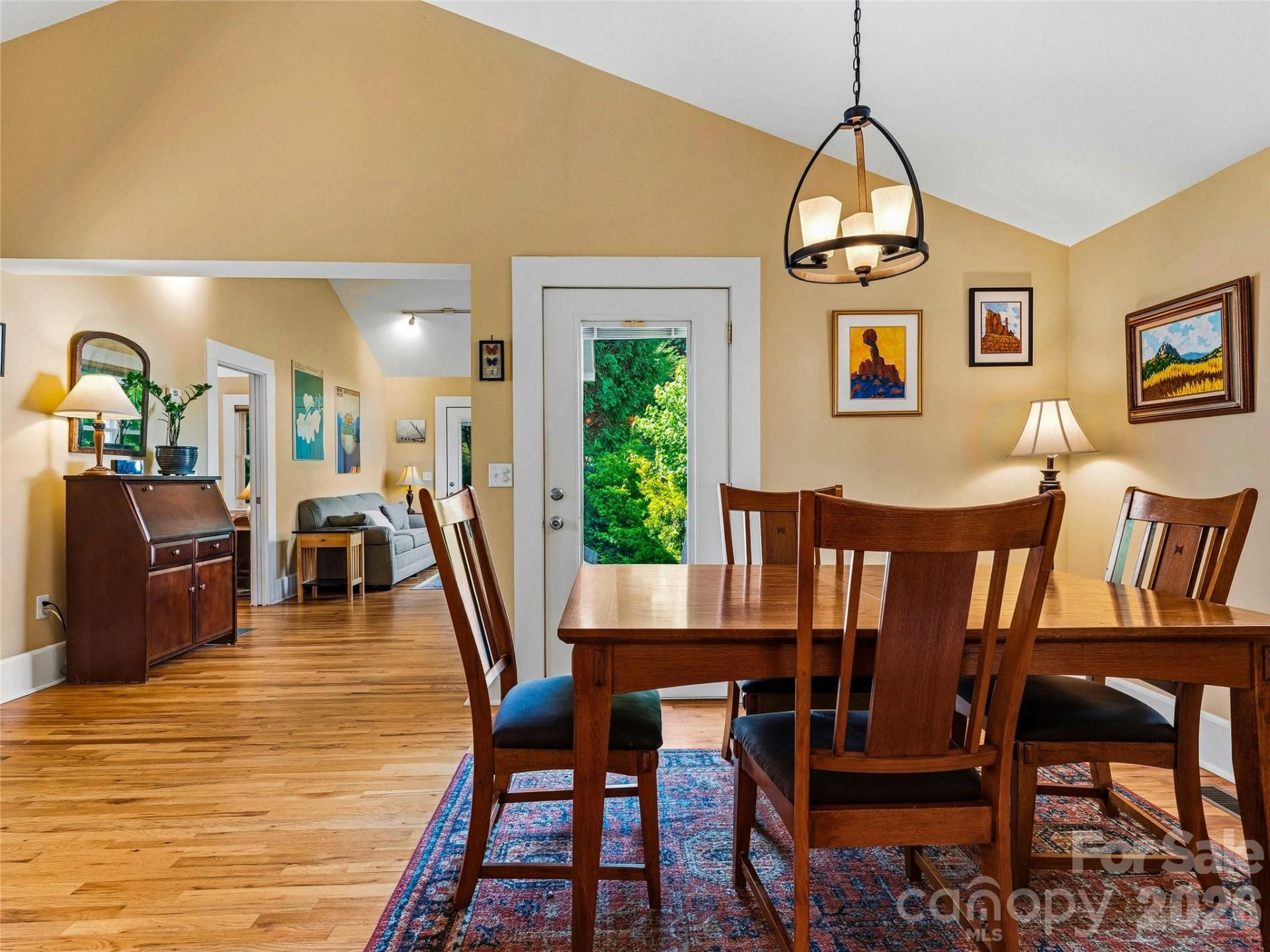 152 E Marshall Street - Photo 9