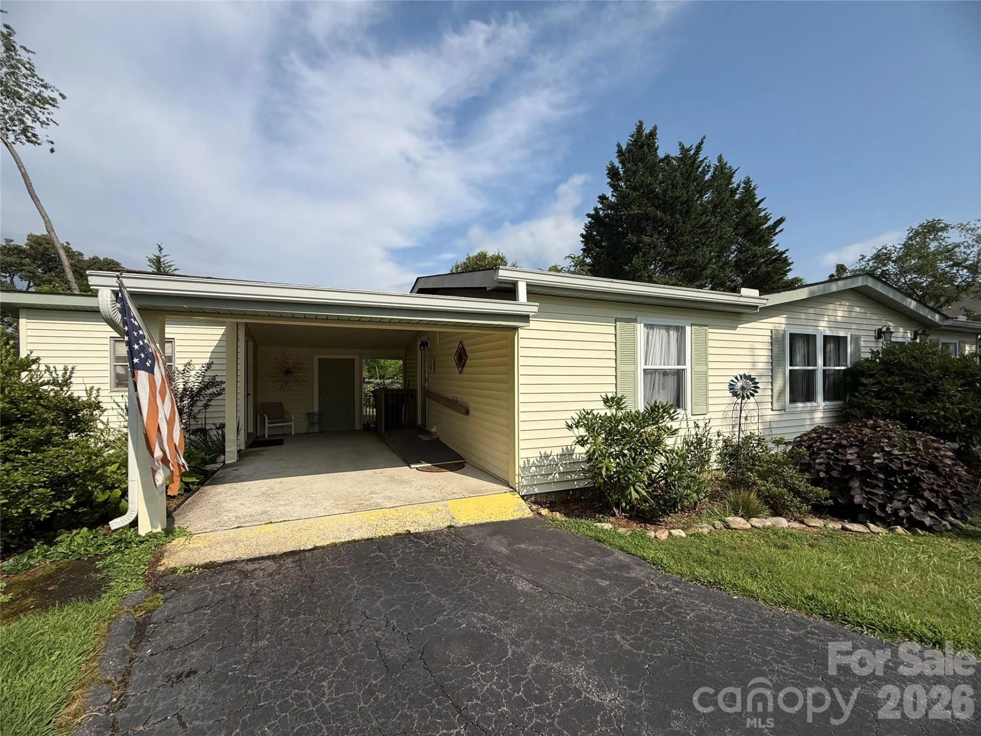227 Cranbrook Circle - Photo 3