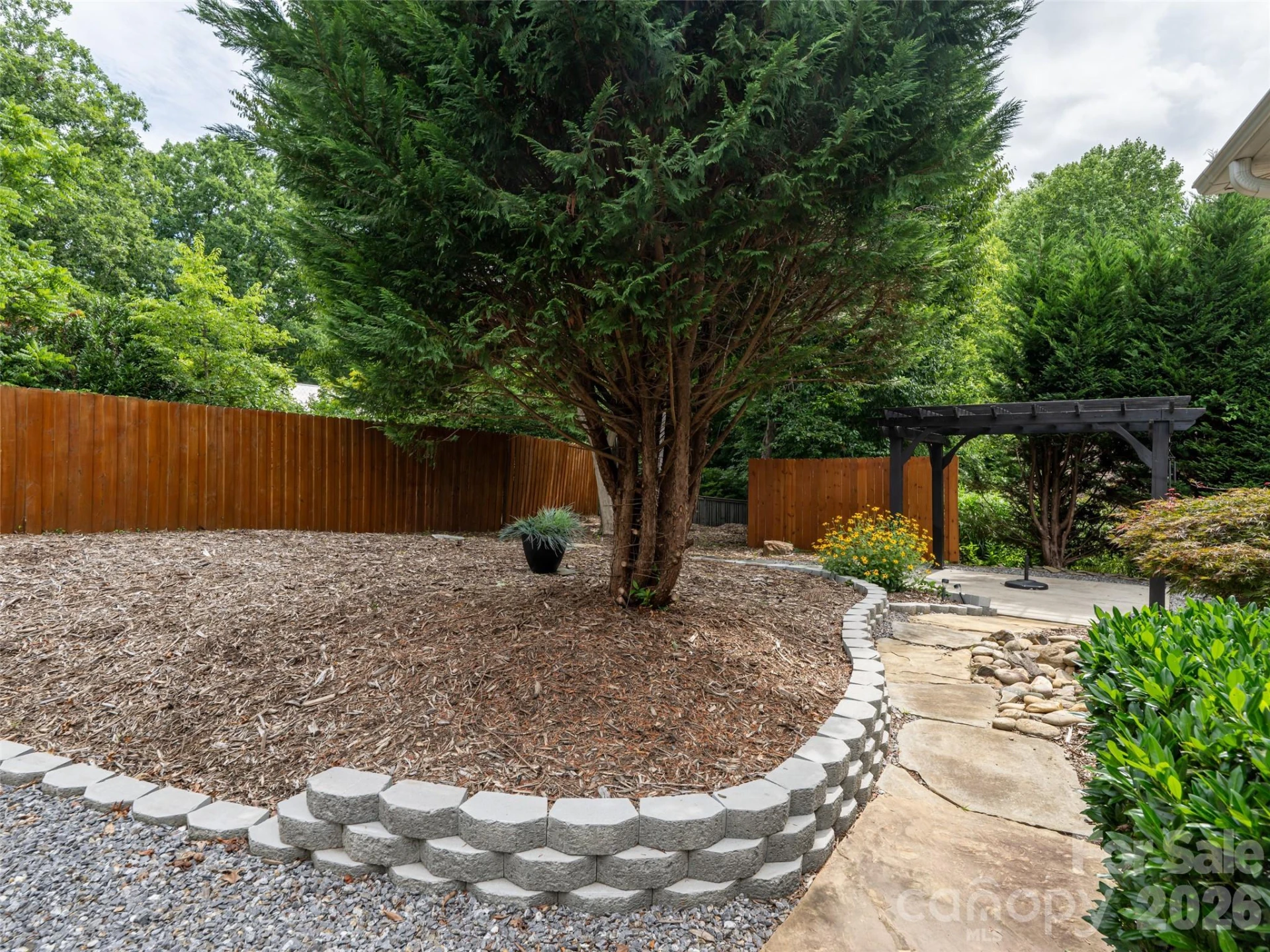 125 Craggy Street - Photo 40