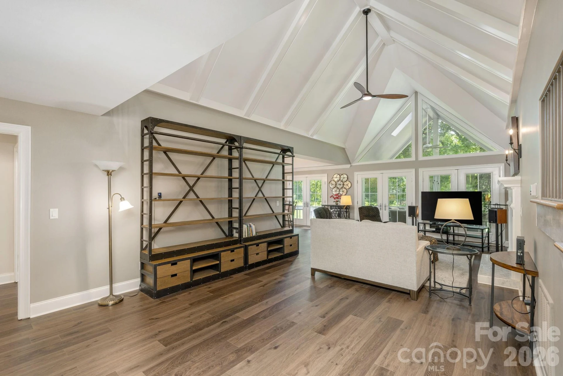 128 Overlook Drive - Photo 4