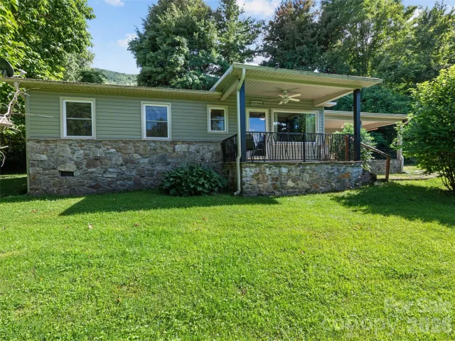 51 Atari Road, Waynesville, NC, 28786