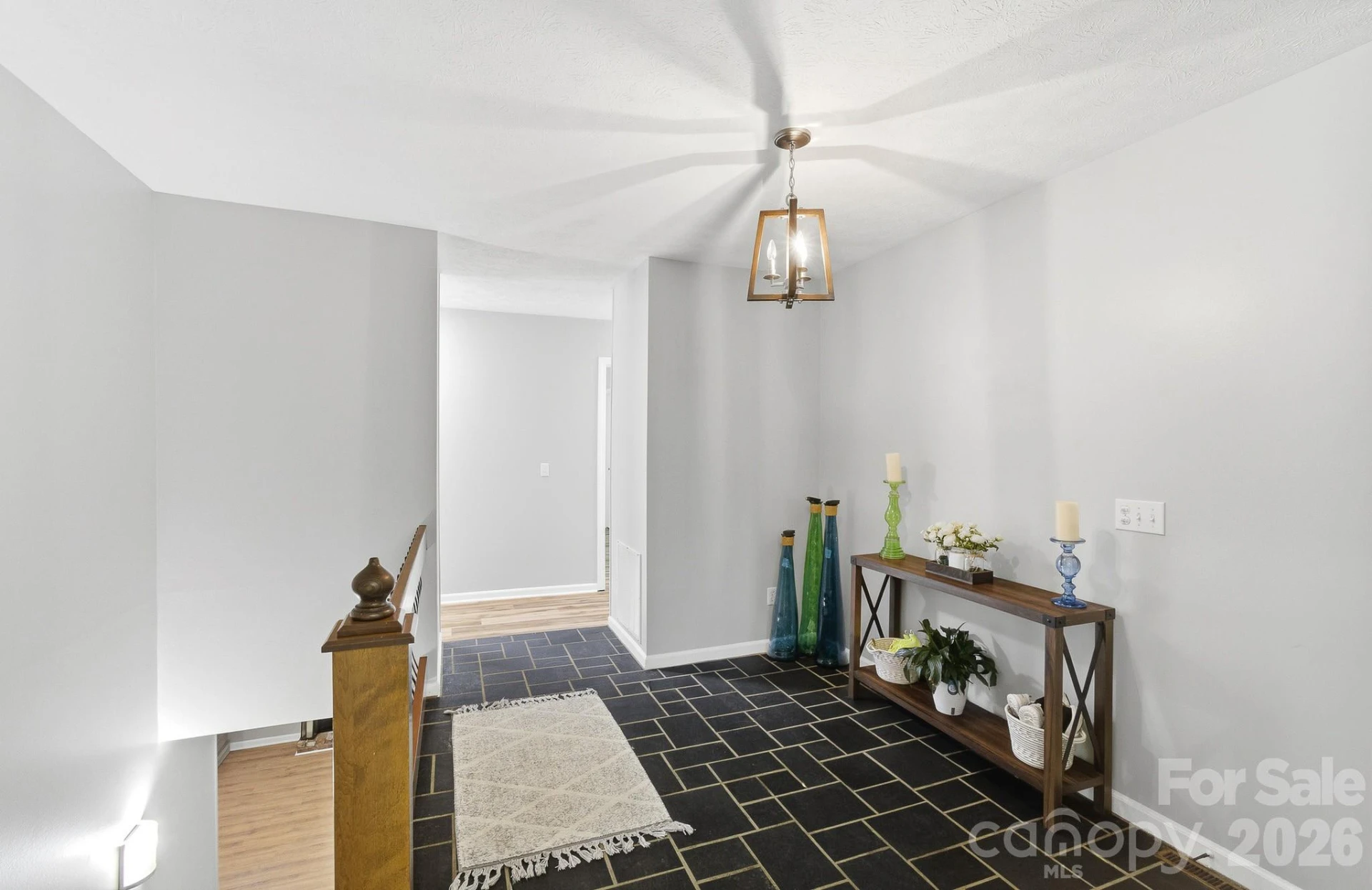 3020 Chestnut Tree Road - Photo 4