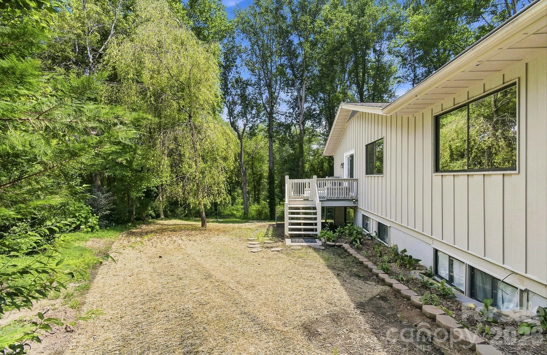3020 Chestnut Tree Road - Photo 45