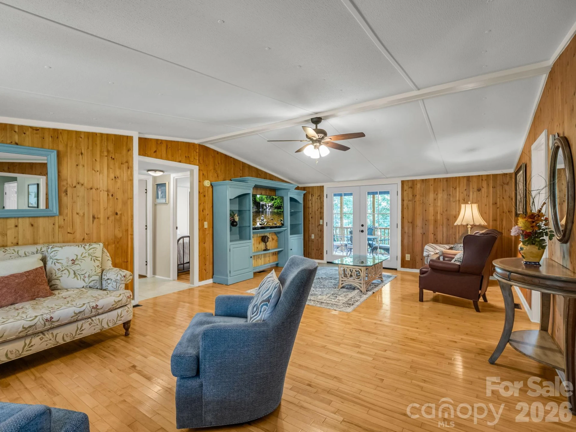 1120 Sandy Plains Road - Photo 17