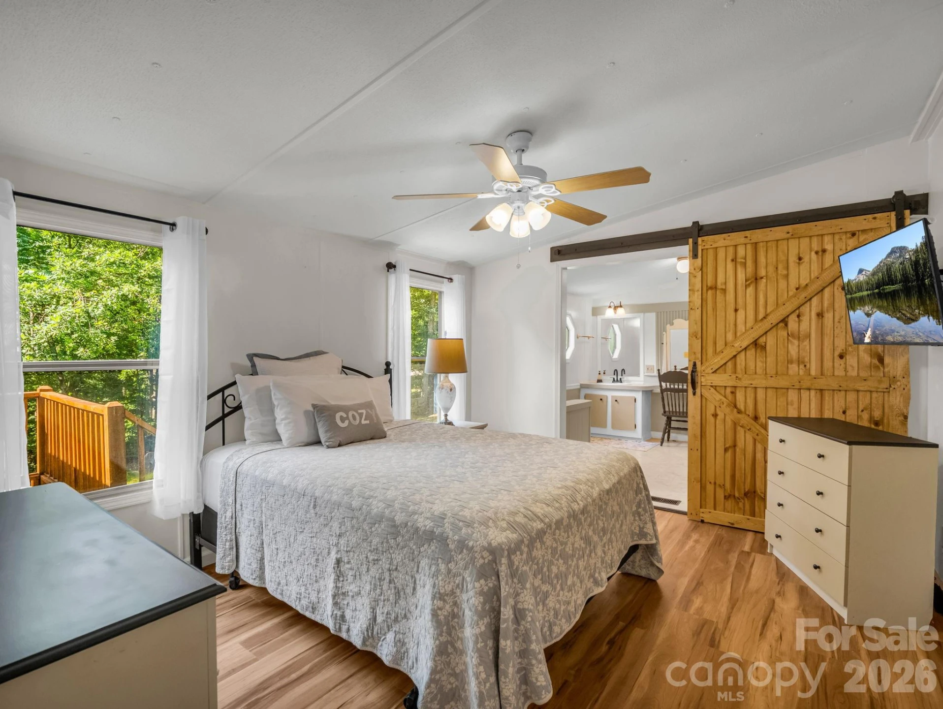 1120 Sandy Plains Road - Photo 34
