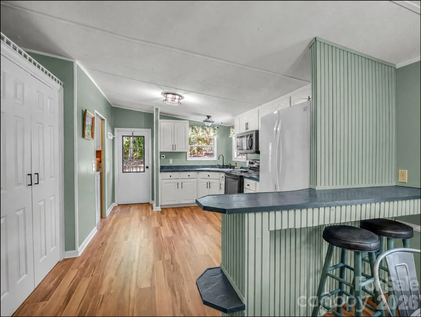 1120 Sandy Plains Road - Photo 14