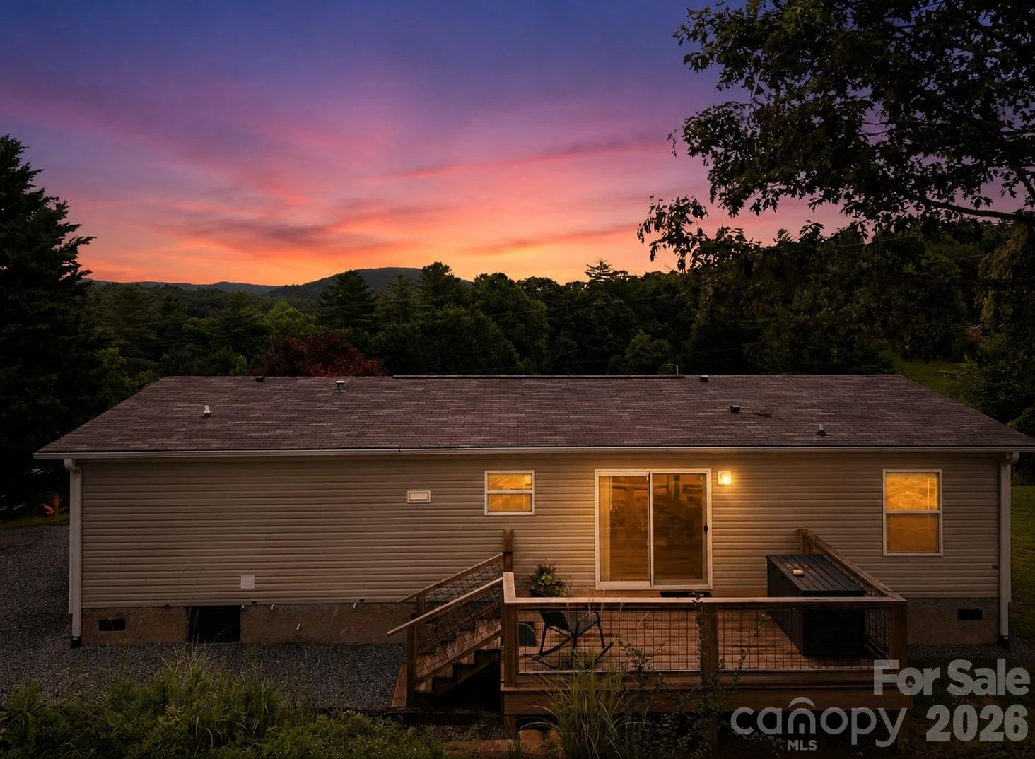 132 E View Drive - Photo 2